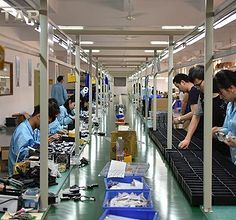 工業(yè)美學(xué)與科技融合 電子產(chǎn)品工廠裝修設(shè)計(jì)靈感探索